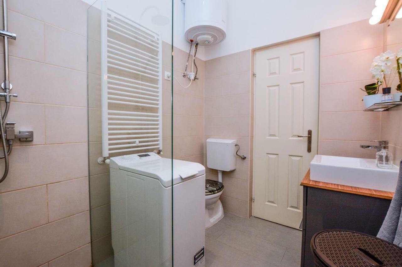 Timeless Apartment With Free Private Parking Βουδαπέστη Εξωτερικό φωτογραφία